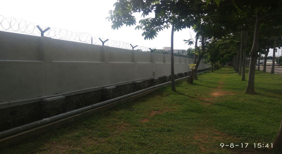 Compound wall & Fencing work – BMW